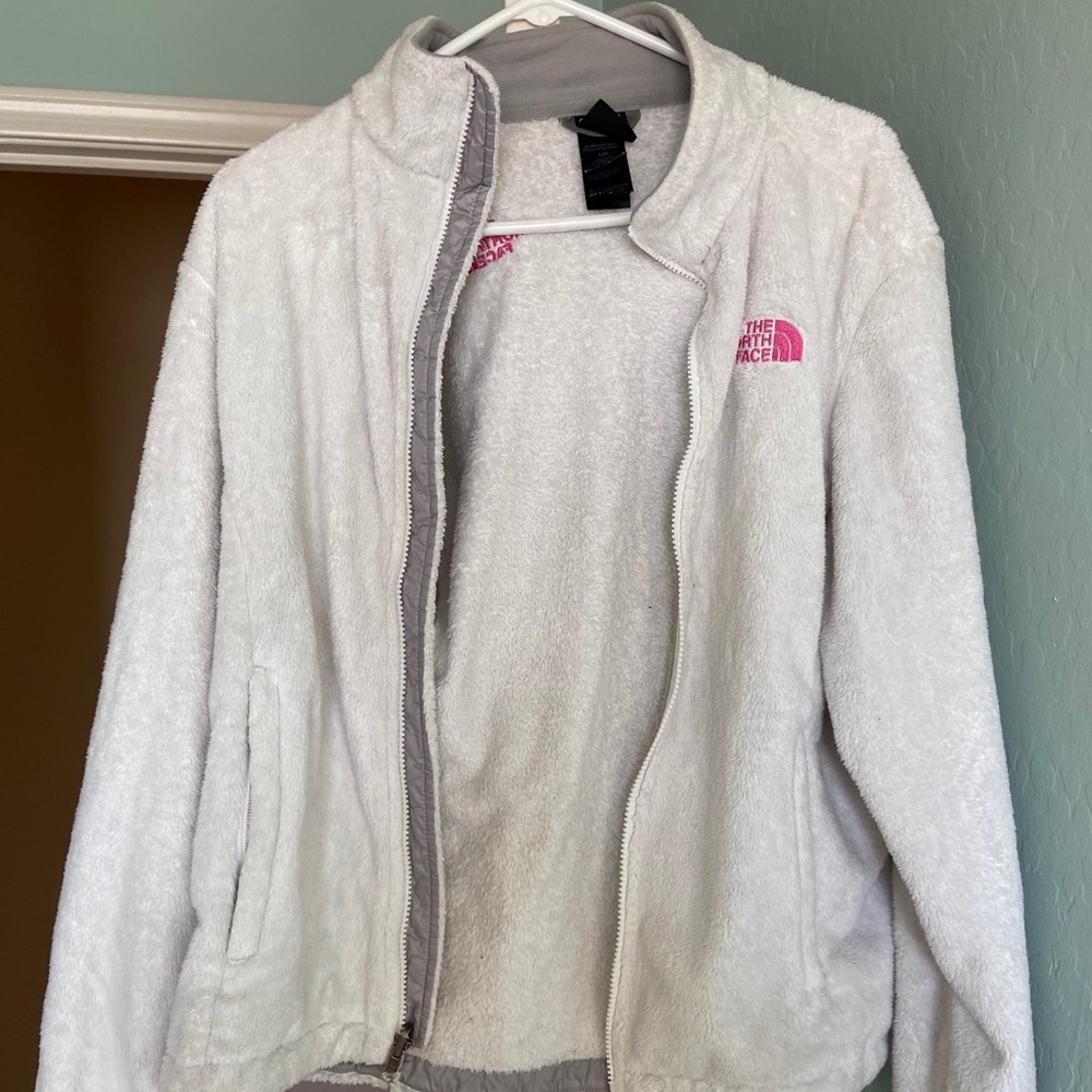 🤩North Face Fuzzy Jacket🤩